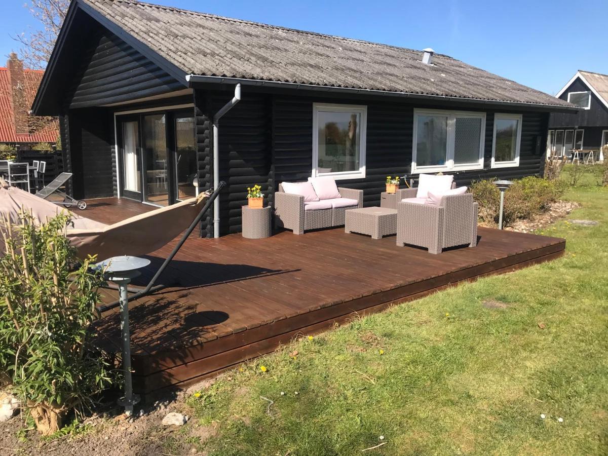 Dejlig sommerhus 150m fra privat strand Brenderup Eksteriør billede